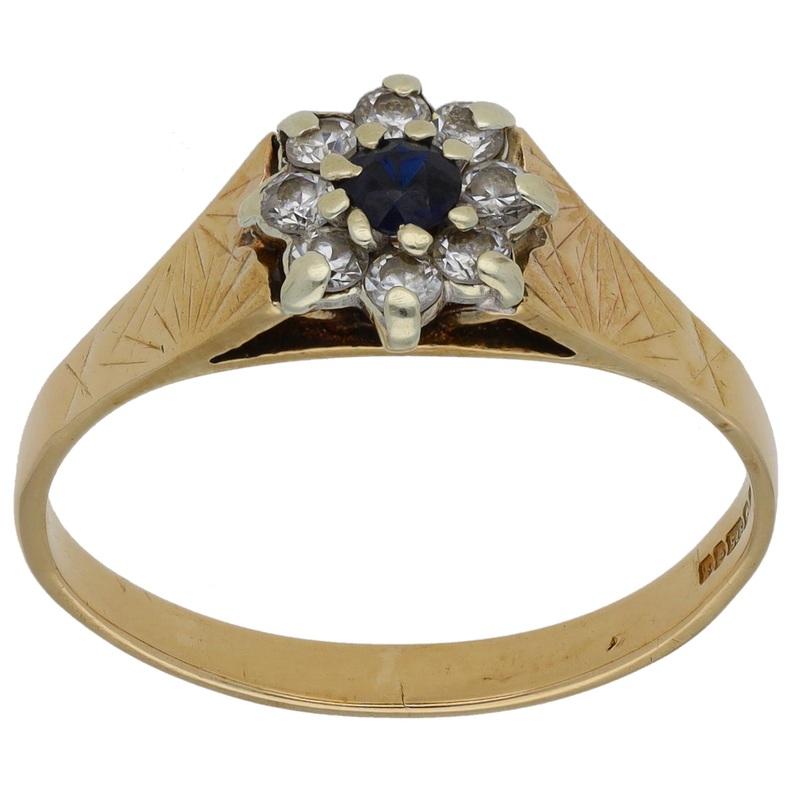 9ct Gold Sapphire & Cubic Zirconia Dress/Cocktail Ring Size T
