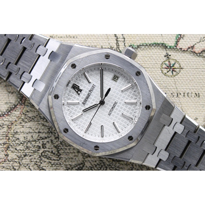 2010 Audemars Piguet Royal Oak White Dial Ref. 15300 (Full Set)